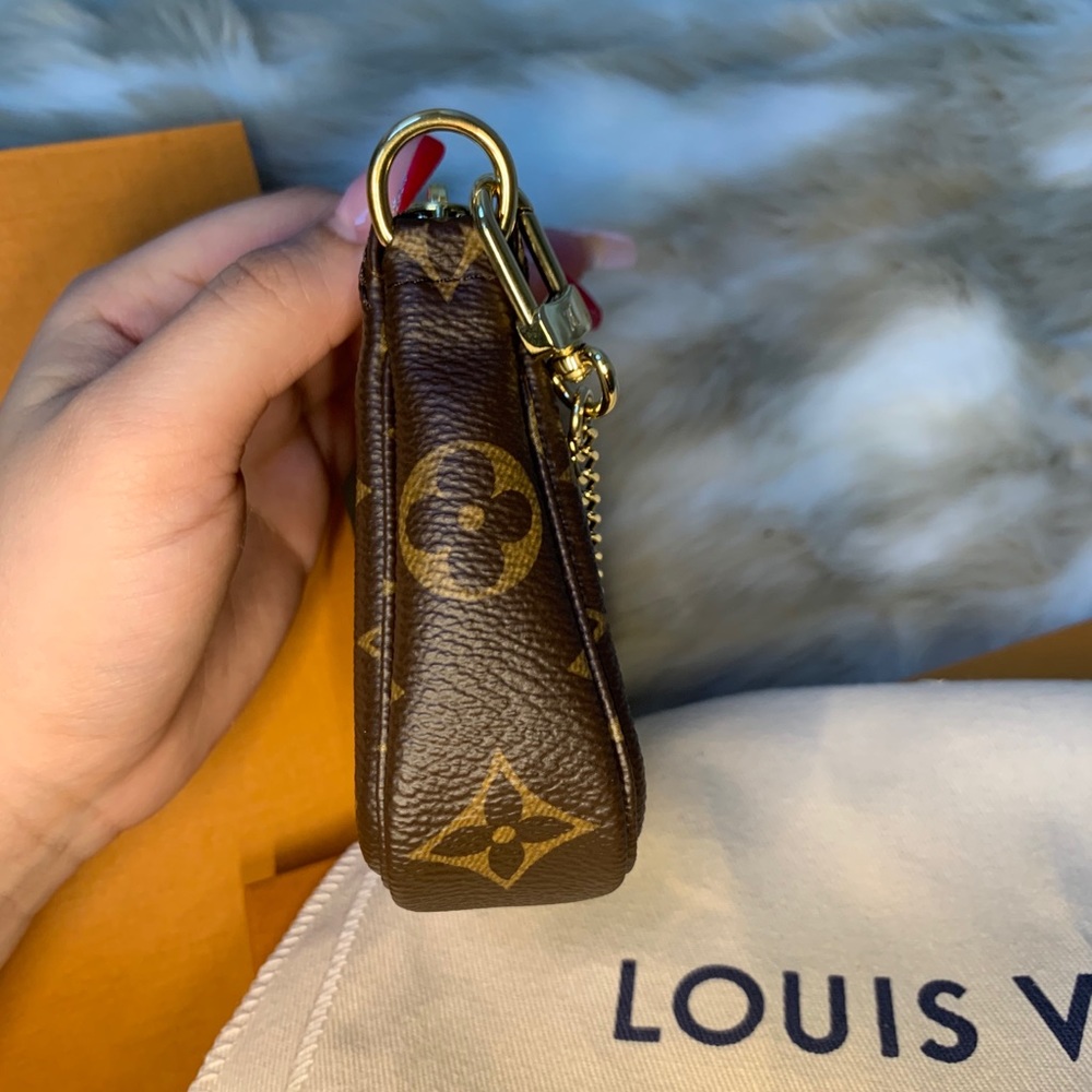 Mini Pochette Accessoires - Picture 9 of 16